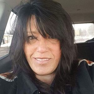 Meet your Posher, Sharon